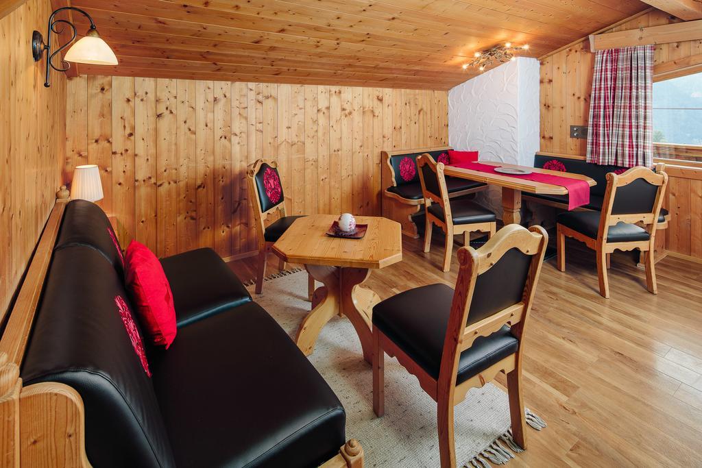 סרפהאוס Appartements Maria Theresia מראה חיצוני תמונה
